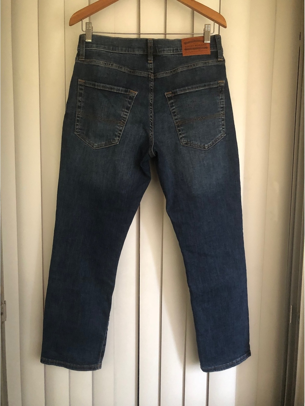 Lucky Brand Men's Denim Jeans (5-Pocket Style, Zip Fly)30/32